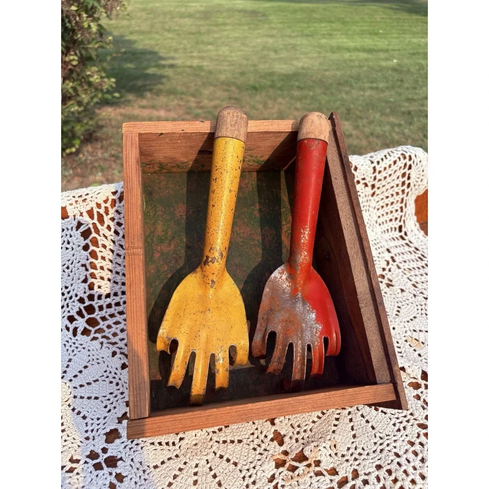 N/A vintage garden